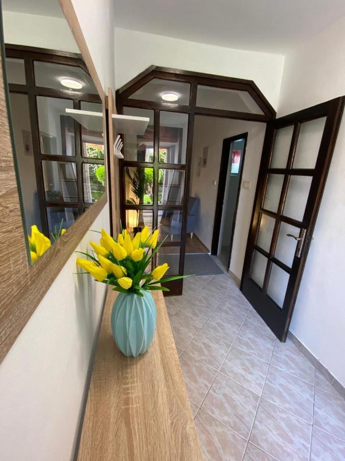 Appartement Dora *